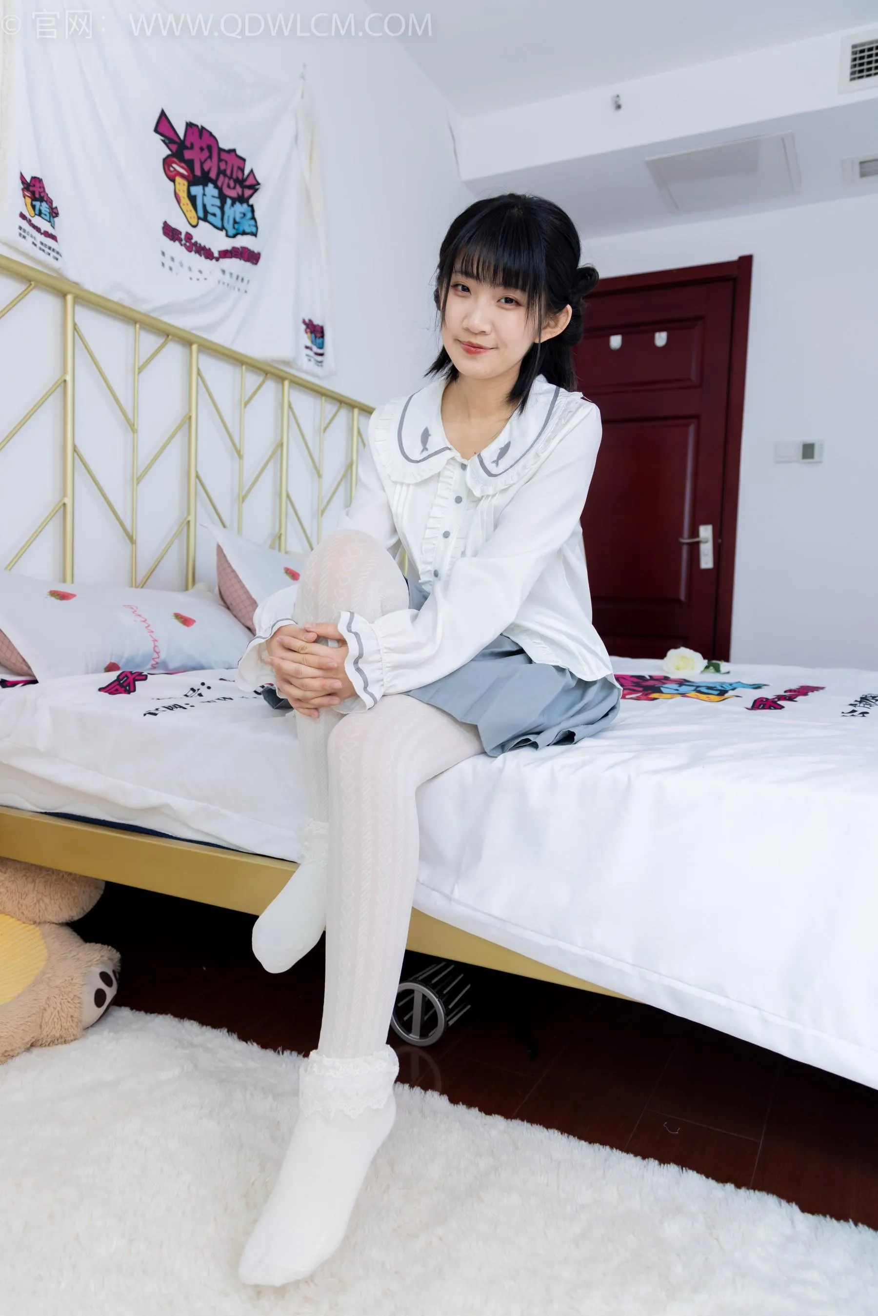 物恋传媒 NO.1528 暗月-夏日葡萄 [151P]插图3